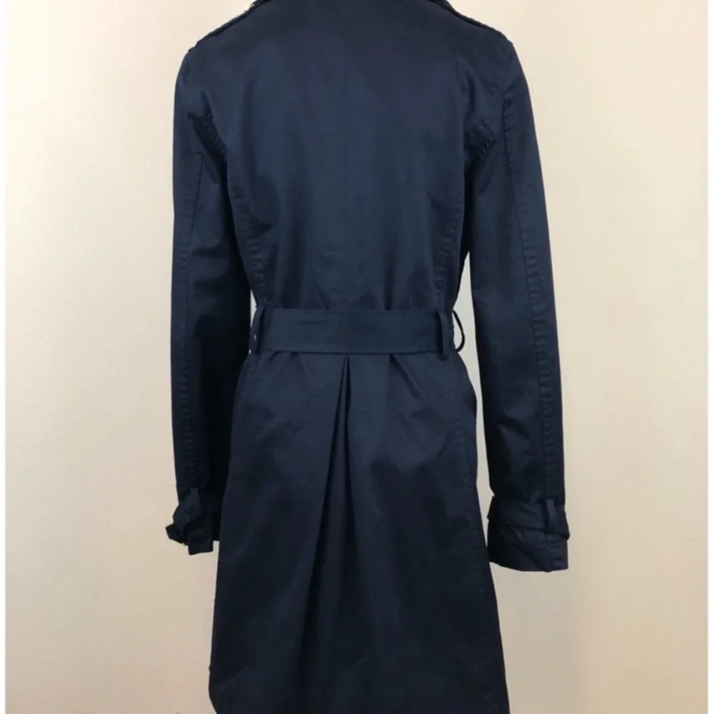C. Wonder Trench Coat size Smalll